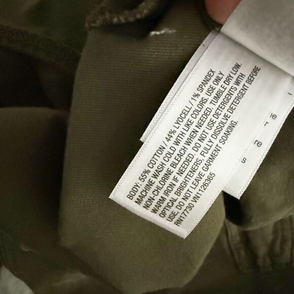 UNIVERSAL THREAD | Romper Utility Style Short Sleeve Army Olive Green | Small - Picture 7 of 8